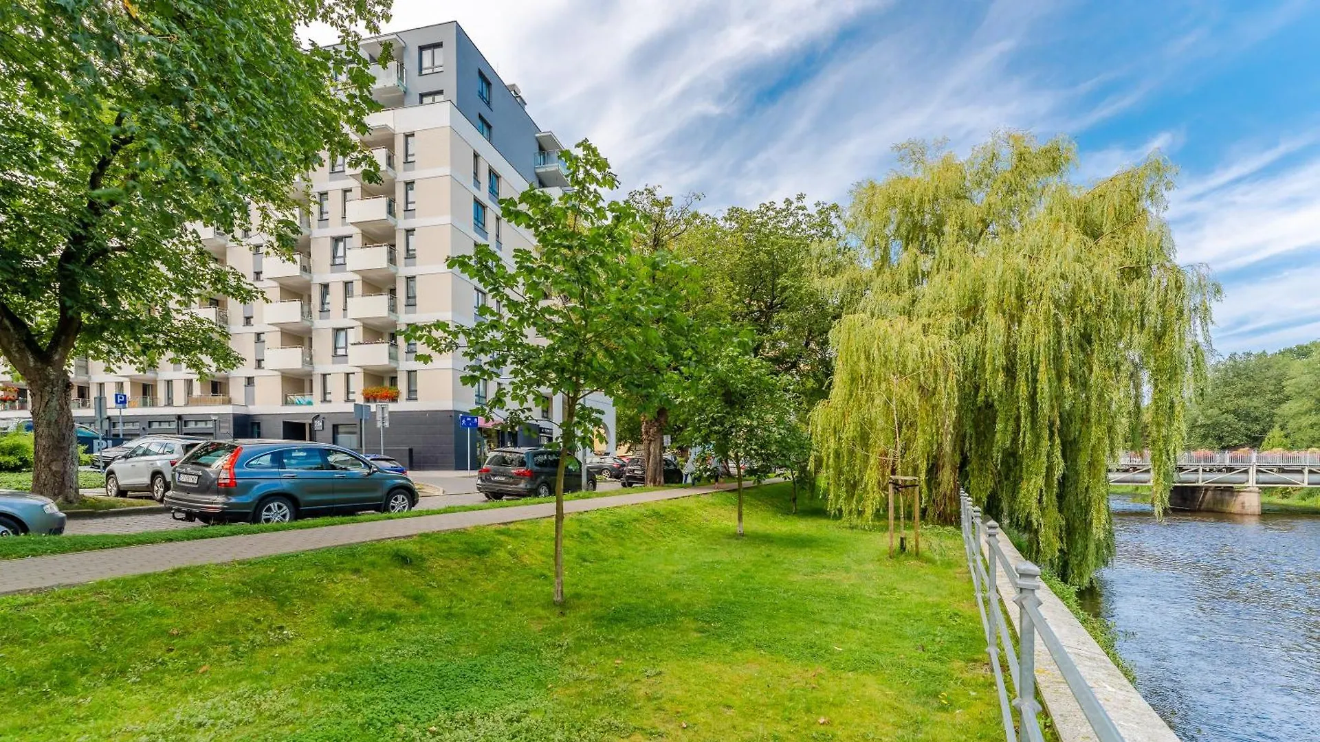 Apartamenty Blekit Na Fali - Platany Kołobrzeg 0*,